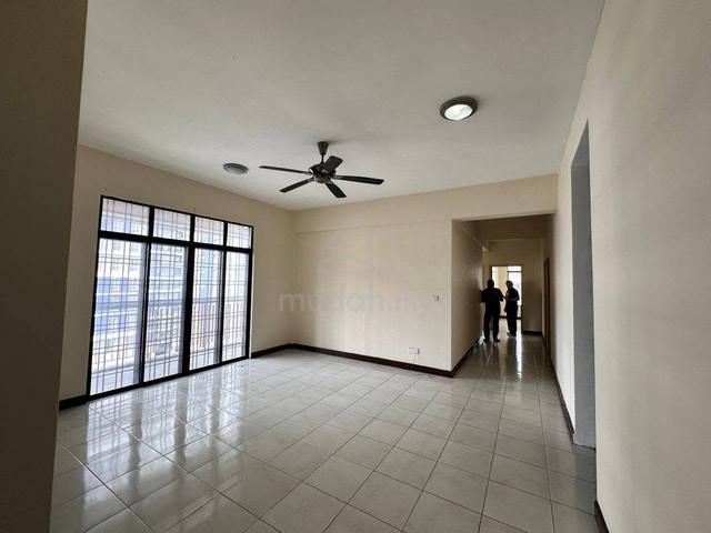 Diamond Residences 1