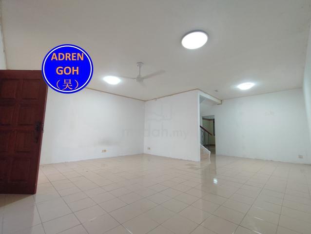 3 Storey Terrace 1700sf 6 Room Renovated Bukit Jambul 1