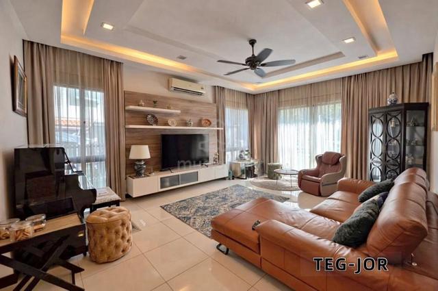 Setia Tropika 2 Storey Semi-D House for Sale at Setia Alam 1