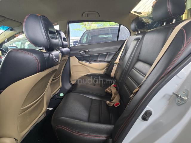 2009 Honda CIVIC 1.8 I-VTEC (A) - 4