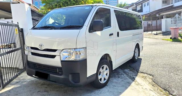2022 Toyota HIACE 2.5 KDH200R ENHANCED (M) - 1