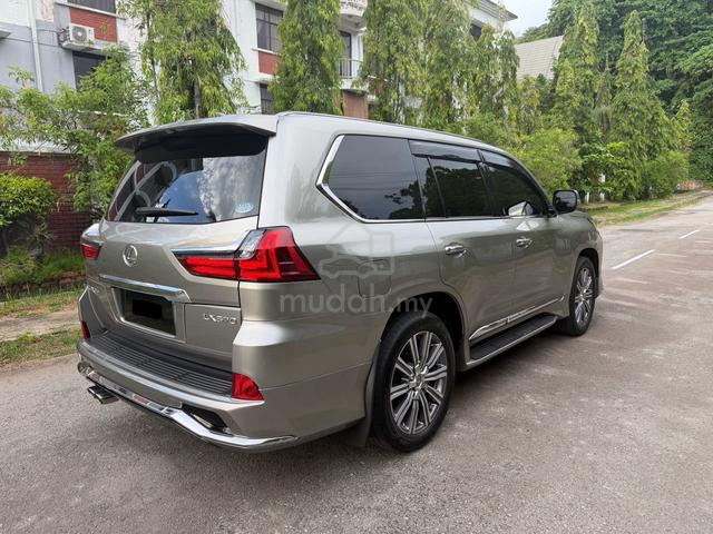 2015 Lexus LX570 5.7 (A) - 2