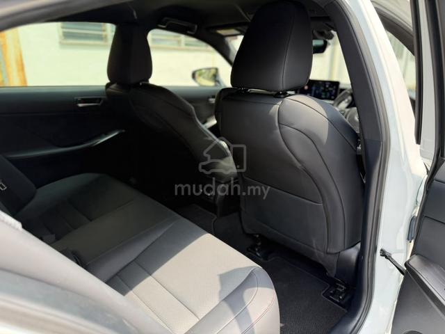 2022 Lexus IS300 2.0 F-SPORT MODE GLITTER TIP TOP - 5