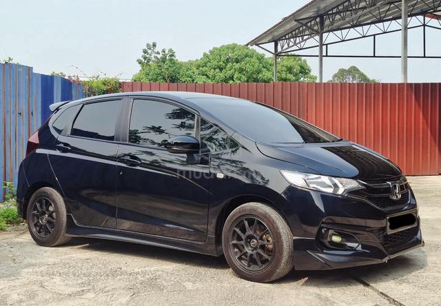 2020 Honda JAZZ 1.5 E  FACELIFT (A) loan kedai - 3