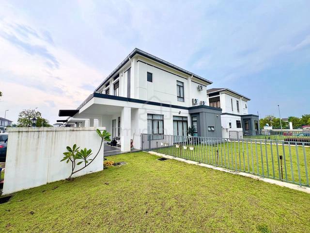 CORNER RENOVATED Double Storey Regent Garden Eco Grandeur Puncak Alam 1
