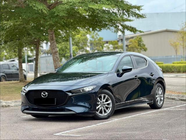 FULL LOAN 2019 Mazda 3 1.5 LIFTBACK (A)SPORTY LOOK - 3