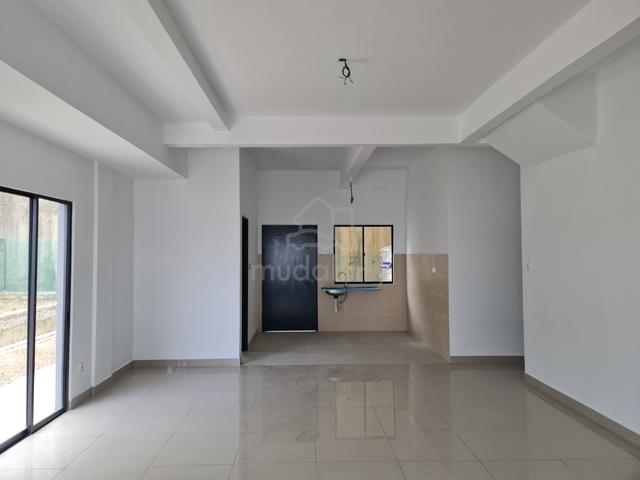 Corner Unit Townhouse with Land | Rimba Hills | Lok Kawi | Papar 1