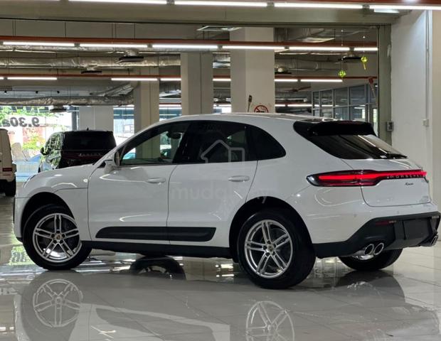 2022 Porsche MACAN 2.0 (A) - 4