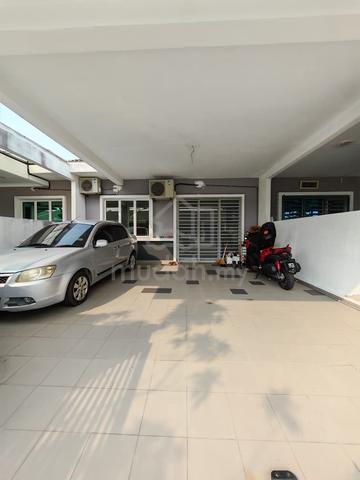 Pinggiran Senawang 1Storey Terrace House 22x70 WITH Kitchen Cabinet 1