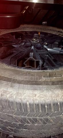 Navara tyre and rim (ori) - photo 2 of 3