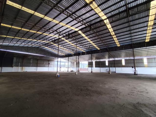 Taman Perindustrian Meru Kapar. Warehouse For Sale/Rent. 1