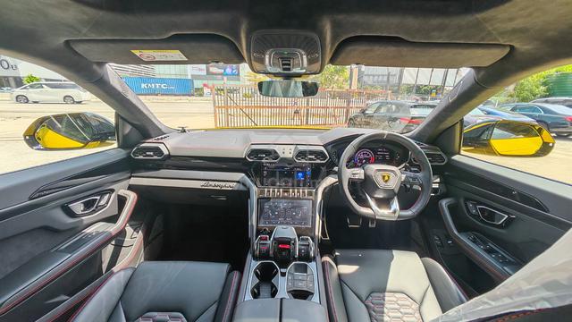 2021 Lamborghini URUS 4.0 URBAN NERO CARBON BODYKI - 4