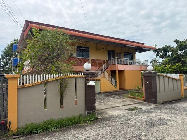 TAMAN EMAS BUNGALOW FOR RENT | 7700sqft 1