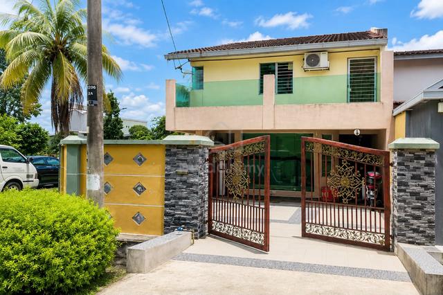 Fully Renovated Single Storey Taman Nilai Perdana N9 1