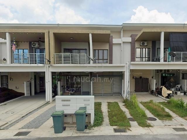 [CHEAPEST] Upper Unit Townhouse, Villa Kesuma, Semenyih 1