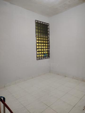 bilik sewa utk wanita  1