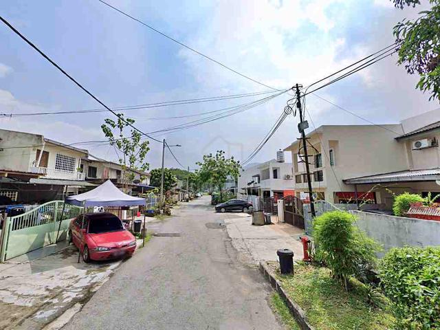 Freehold 2 Storey Terrace House - Taman Selayang Jaya, Selangor 1