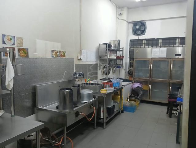 Rampai business park 24x75 ground floor , renovated 1