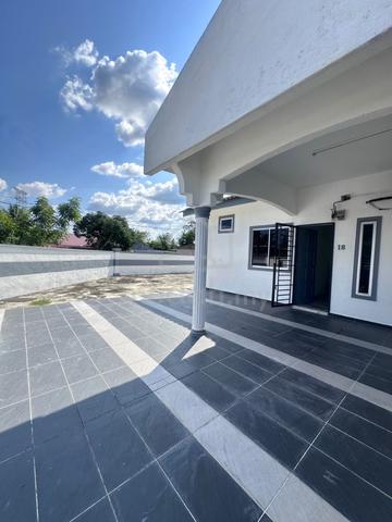 Taman puteri kluang corner for sales 1