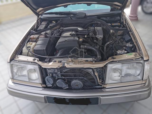 1994 Mercedes Benz 220E 2.2 (A) W124 - 2