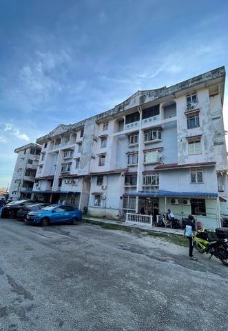 Desa Cemara 1