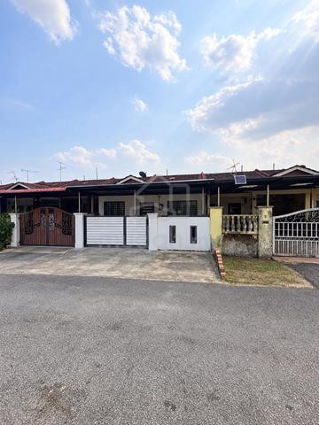 rumah teres setingkat 3+1 bilik taman kota masai pasir gudang untuk di 1
