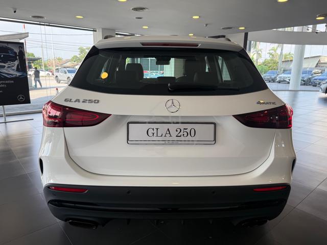 2026 Mercedes Benz GLA250 2.0 NIGHTFALL EDITION - 4