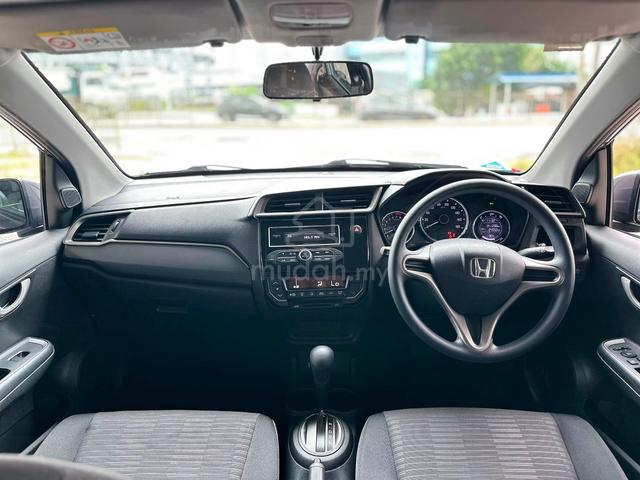 Honda BR-V 1.5 E (A), Year2022. Fu loan 40,600km - 4