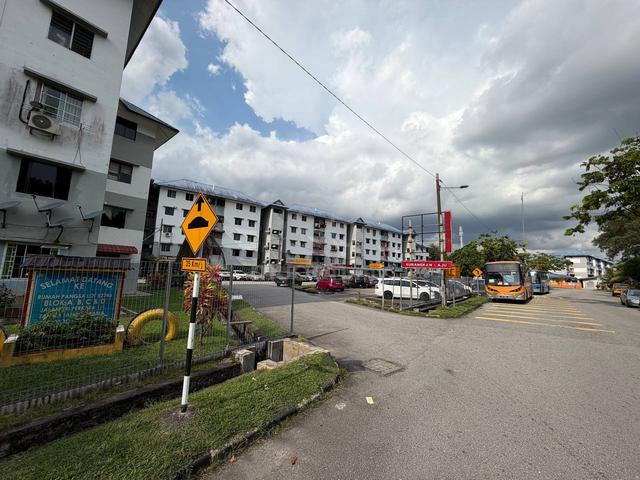 Tampoi Height 1