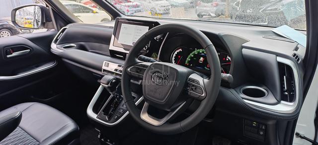 2023 Toyota NOAH 2.0 SZ 9000km - 5