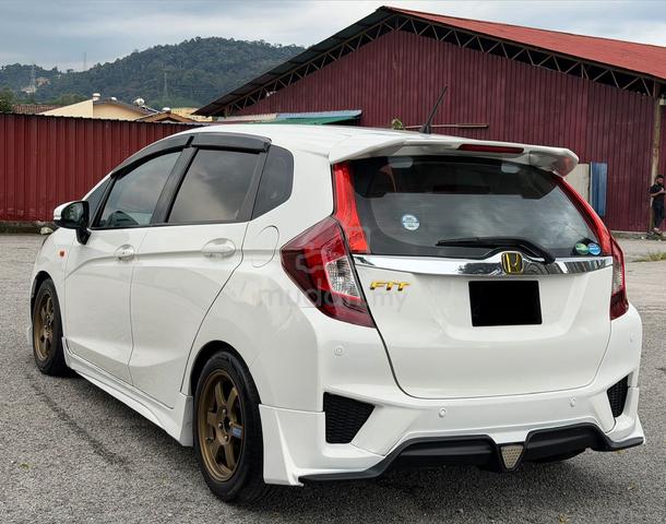 2017 Honda JAZZ 1.5 E (A) - 5