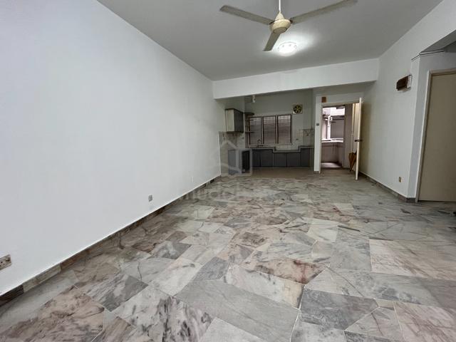 Petaling Indah Condominiums 1