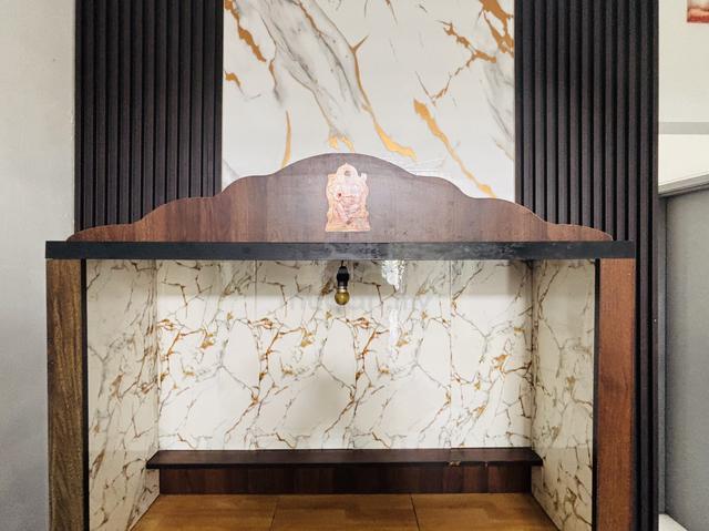 Carousel Image Selected