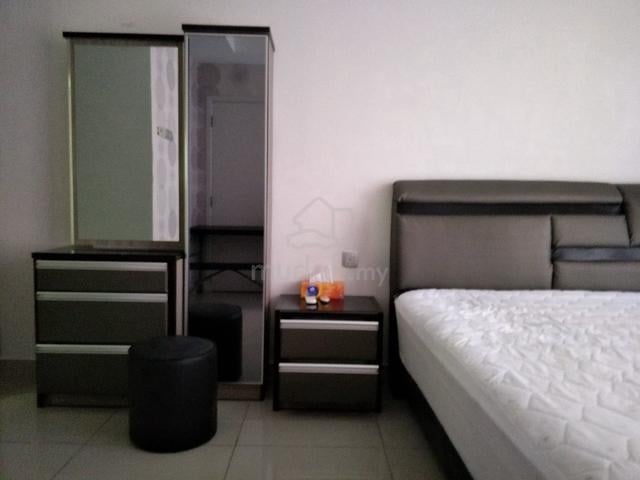 Residence 8 1