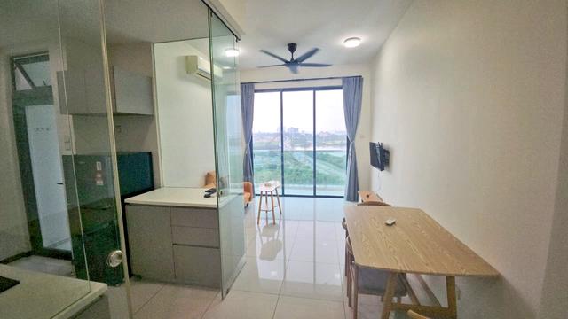 Crescent Bay Suites 1