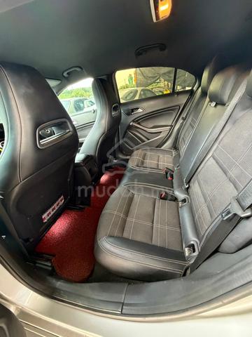 2014 Mercedes Benz A200 BlueEFCY (CBU) 1.6 (A) - 5
