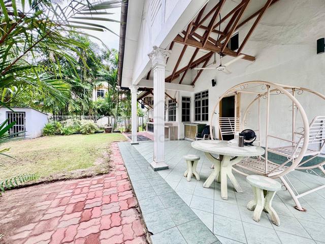 Full Loan Corner Tampoi Utama Three Storey 1