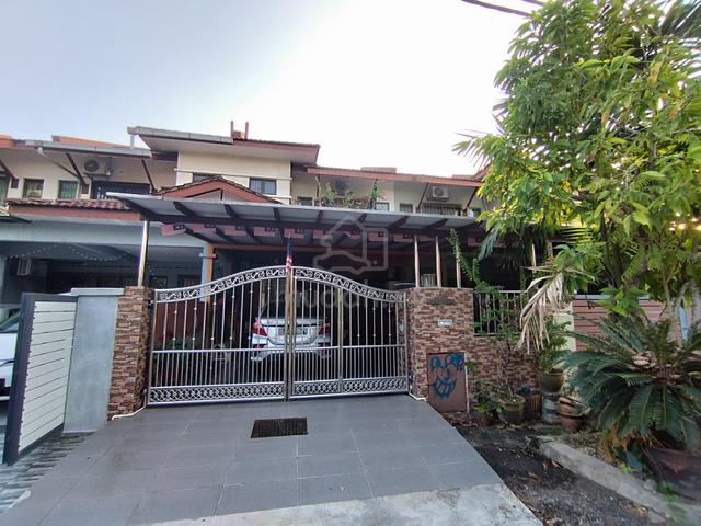 [Renovated|Extended] Double Storey Terrace @ Taman Kristal 2 Dengkil 1