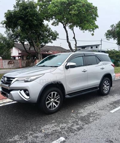 2020 Toyota FORTUNER 2.4 VRZ 4X4 2GD-FTV (A) - 5