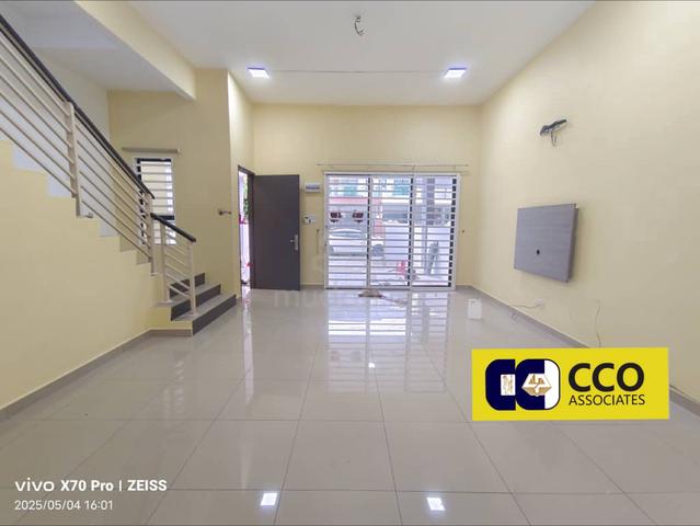 Station 18 Pengkalan Tiara Double Storey Terrace House 2