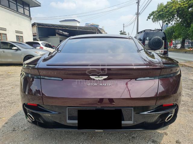 2018 Aston Martin DB11 5.2 V12 13K KM only - 4