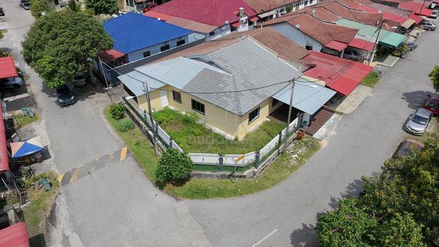 Corner Lot Single Storey Taman Muhibbah Fasa 4 Merlimau, Melaka 3