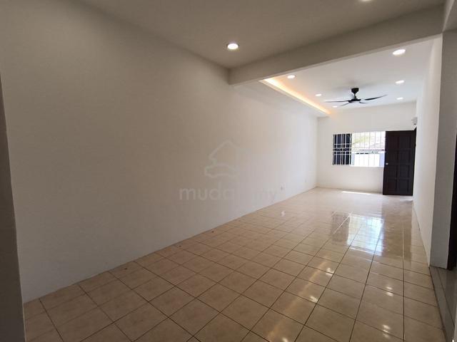 Single storey terrace College Heights SIKAMAT 2