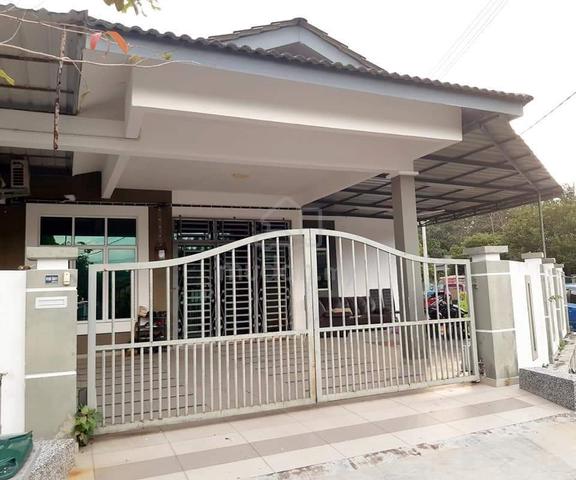Rumah Teres Corner Lot Fully Funished Alor Gajah Melaka Air Cond WIFI 1