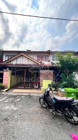 Teres 2 Tingkat Taman Kepong Indah, KL 1