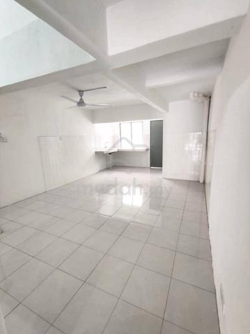 Rumah Teres 3 Tingkat Seri Muda Shah Alam Untuk Disewa 1