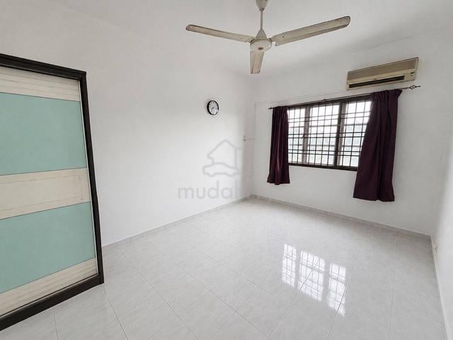Idaman Senibong Apartment 1