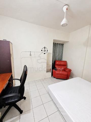 Sri Ria Apartments 1