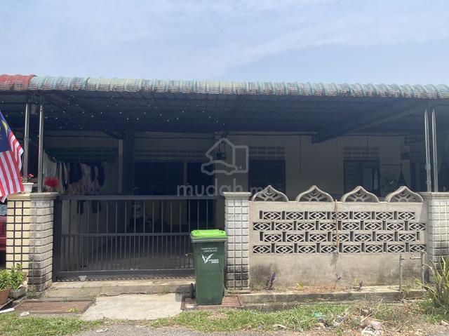 Rumah Teres Setingkat Untuk Disewa 1