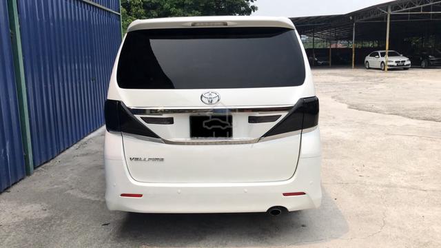 2013 Toyota VELLFIRE 2.4 (loan kedai) - 2